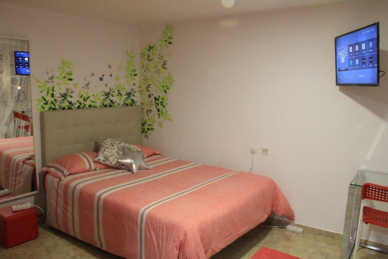 Santa Isabel Apartments, Madrid Centre Zewnętrze zdjęcie