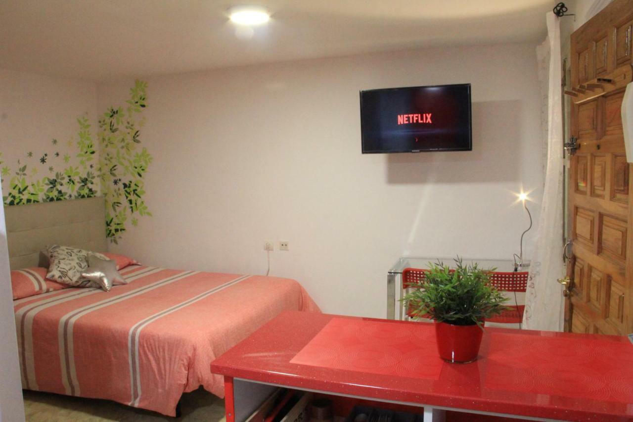 Santa Isabel Apartments, Madrid Centre Zewnętrze zdjęcie
